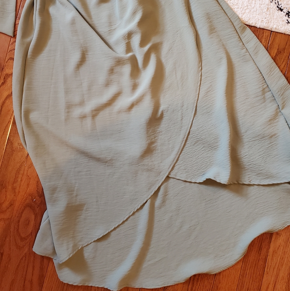 MOVING: MAKE OFFER Seafoam green dress - Picture 5 of 6